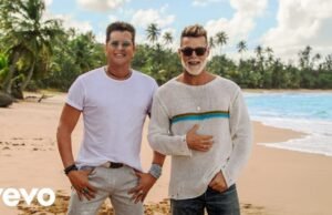 “CANCIÓN BONITA” LO NUEVO DE RICKY MARTIN Y CARLOS VIVES