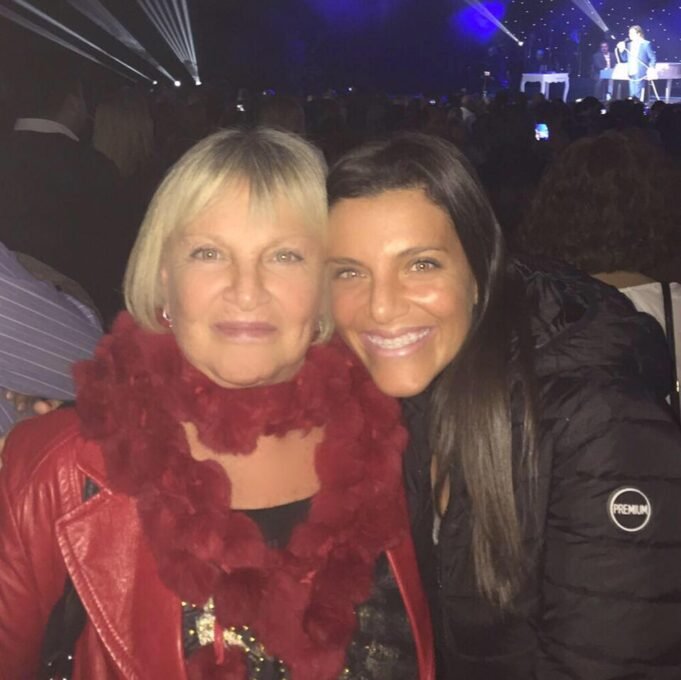 TRAS SU FALLECIMIENTO, FAMILIARES DE LA ESCRIBANA TABORDA DENUNCIAN FALTANTE DE OBJETOS PERSONALES LUEGO DE SER DERIVADA DE DEÁN FUNES A CÓRDOBA