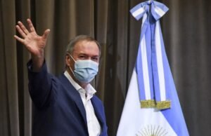 FUE EXITOSA LA OPERACIÓN DEL GOBERNADOR SCHIARETTI PERO DEBERÁ SEGUIR INTERNADO ENTRE 48 Y 72 HORAS