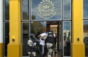 LA FPA DETUVO A PADRE E HIJO QUE VENDÍAN DROGAS EN LOS DEPARTAMENTOS ISCHILÍN Y TULUMBA