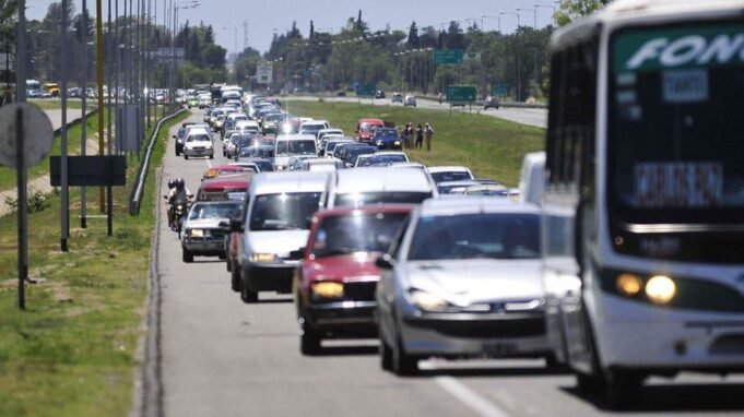 SEGUNDA OLA COVID: EL GOBIERNO SUSPENDE EL FIN DE SEMANA LARGO DEL 25 DE MAYO PARA EVITAR PICOS DE CONTAGIOS EN EL PAÍS.