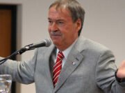 ESTE MARTES OPERAN AL GOBERNADOR SCHIARETTI