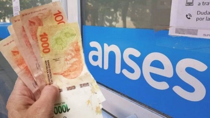 AUH y Tarjeta Alimentar: Anses anunció aumentos y fechas de cobro para noviembre.