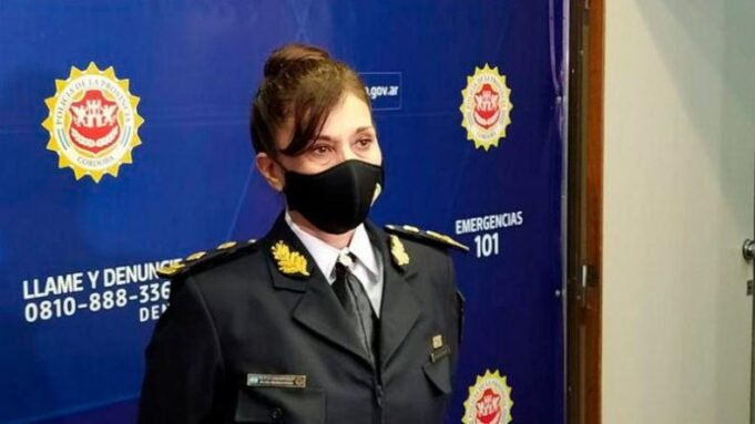 DANTE ROSSI PIDE LA RENUNCIA DE LA JEFE DE LA POLICIA.