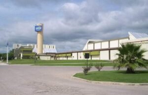 TOTORAL: EMPLEADOS DE LA FÁBRICA BAGLEY, PIDEN INTERVENCIÓN DE INTENDENTES DE LA ZONA POR LA CANTIDAD DE CASOS COVID.