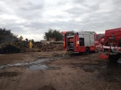 DEÁN FUNES: SE QUEMARON 3.000 KG DE MADERA EN UN ASERRADERO DE B° LA CERÁMICA.