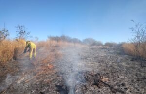 DEÁN FUNES: INCENDIO FORESTAL DETRÁS DEL CEMENTERIO VIEJO.