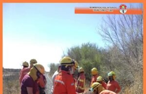 DEÁN FUNES: BOMBEROS ASISTIERON A UN CABALLO HERIDO QUE FUE ATROPELLADO POR UN TREN.