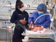 JESÚS MARÍA: UNA AGENTE LE SALVÓ LA VIDA A UN BEBÉ RECIÉN NACIDO.