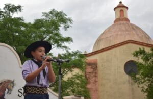 VILLA TULUMBA: FUE EXITOSA LA PEÑA FOLKLORICA DEL DÍA DE LA TRADICIÓN.