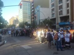 CÓRDOBA: EL POLO OBRERO ACAMPA POR 48HS. EN CALLE CHACABUCO.