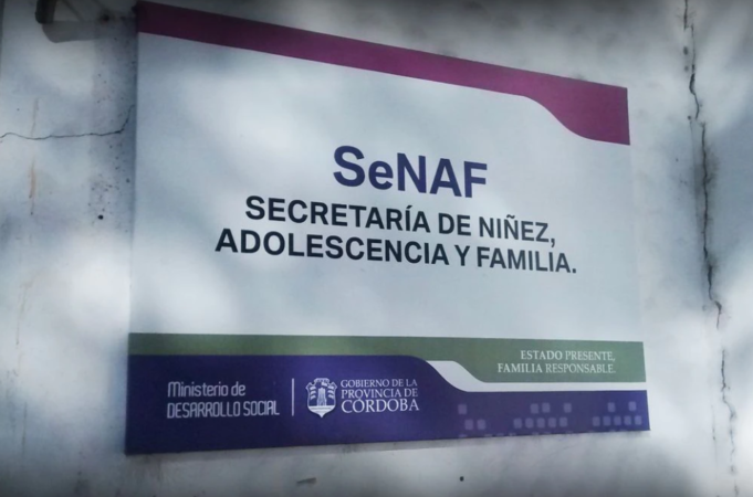 DETUVIERON A 4 MENORES POR AMENAZAR CON CUCHILLOS A DOCENTES EN UNA CASA SENAF.