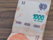 EL EX COMISARIO ALÍAS ENCONTRÓ DINERO Y SE LO DEVOLVIÓ A SU DUEÑO.