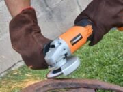 DEÁN FUNES: UN HOMBRE RESULTÓ HERIDO TRAS MANIPULAR UNA AMOLADORA.