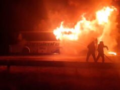 RUTA 38: UN COLECTIVO DE LA EMPRESA SARMIENTO SE PRENDIÓ FUEGO.