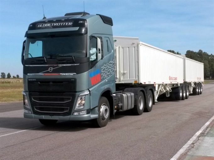 LIMITAN CIRCULACIÓN DE CAMIONES DE CARGA PESADA DESDE HOY VIERNES HASTA EL DOMINGO ¡MIRÁ EN QUÉ RUTAS!