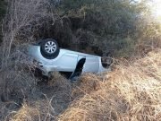 UN POLICIA SE DIO VUELTA EN SU AUTO EN EL PARAJE LOS SAUCES POR RUTA NACIONAL N9.