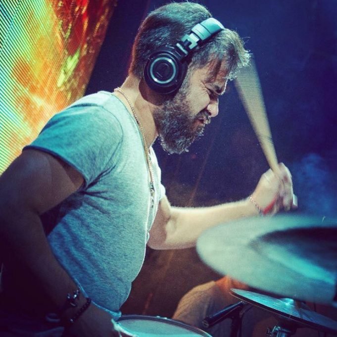 SABROSÓ APARTÓ DE LA BANDA A SU BATERISTA TRAS SER DENUNCIADO POR VIOLENCIA DE GÉNERO.