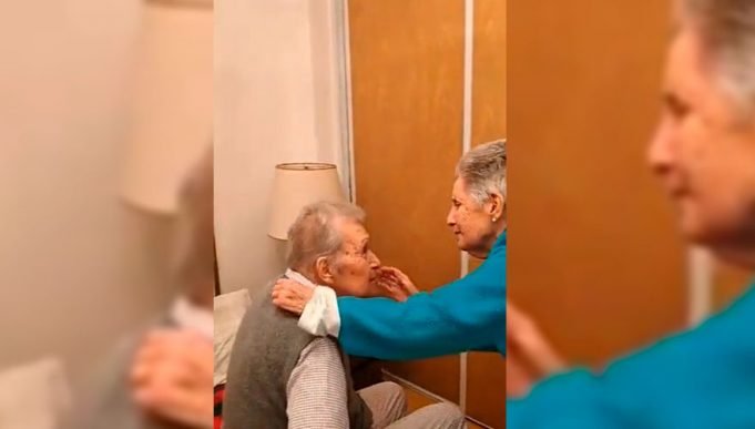 ❤ PASA EN REDES: “¿ME EXTRAÑASTE? SEGUNDO A SEGUNDO” LE DIJO UN ABUELO A SU ESPOSA LUEGO DE NO HABERLA VISTO POR VARIOS DÍAS.