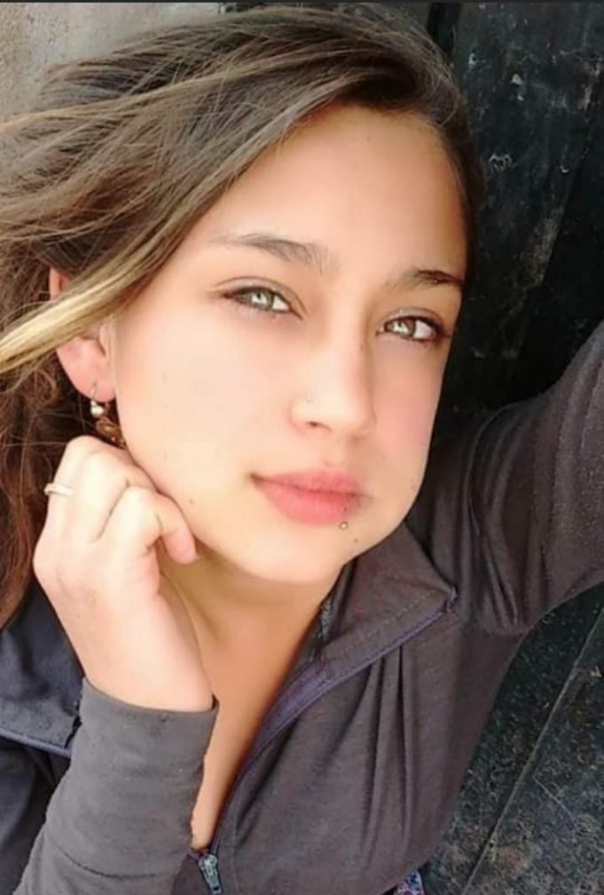 PEDIDO DE PARADERO EN DEÁN FUNES: BUSCAN A UNA ADOLESCENTE DE 14 AÑOS PERTENECIENTE A LA COMUNIDAD GITANA.
