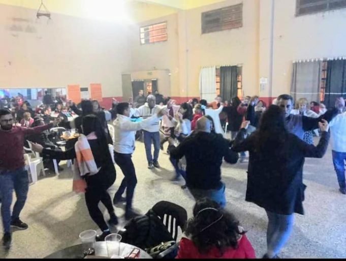LA PEÑA SOLIDARIA PARA ALICIA RAMALLO Y EL MERENDERO VIRGEN DE GUADALUPE DEJÓ UNA RECAUDACIÓN DE 26.000 PESOS.
