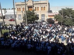 DEÁN FUNES: LANZAN LA “COLECTA DEL UNIFORME” PARA QUE ALUMNOS DEL JUAN BAUTISTA ALBERDI PUEDAN DESFILAR EL 17 DE AGOSTO.