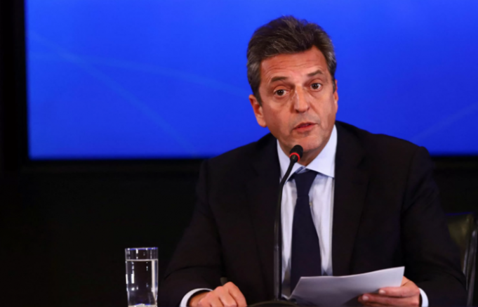 DEVALUACIÓN: MASSA ANUNCIÓ MEDIDAS PARA CONTENER EL IMPACTO ECONÓMICO DE LA CRISIS.