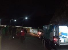 CARLOS PAZ: POLICIAS RESCATARON A UNA MUJER EN NOTABLE ESTADO DE CRISIS NERVIOSA. SE DIRIGÍA AL PAREDÓN DEL DIQUE SAN ROQUE.