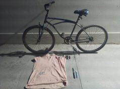 TOTORAL: TRAS UN ROBO UN HOMBRE DE 39 TERMINÓ CON UN DISPARO EN LA PIERNA POR INTENTAR APUÑALAR A UN POLICIA QUE DEBÍA DETENERLO.