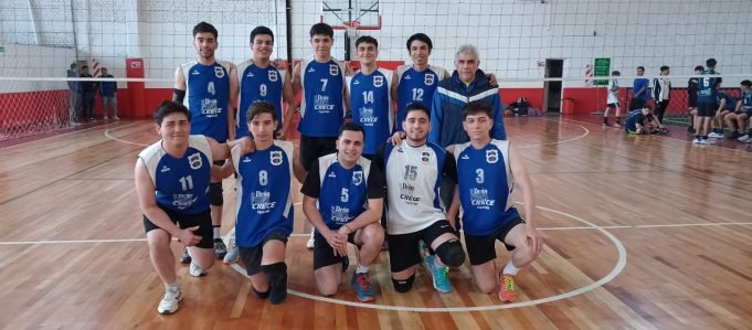 VOLEY: ATLÉTICO VENCIÓ A RACING DE NUEVA ITALIA.