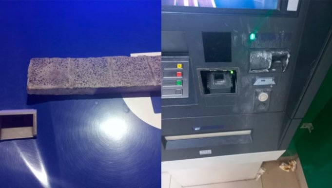 ¡SACADO!: UN HOMBRE ROMPIÓ A BALDOSAZOS UN CAJERO EN CÓRODBA PORQUE LE HABÍA TRAGADO LA TARJETA.