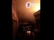 CÓRDOBA: SE INCENDIÓ UN TALLER Y SE QUEMARON 10 AUTOS.