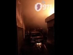 CÓRDOBA: SE INCENDIÓ UN TALLER Y SE QUEMARON 10 AUTOS.