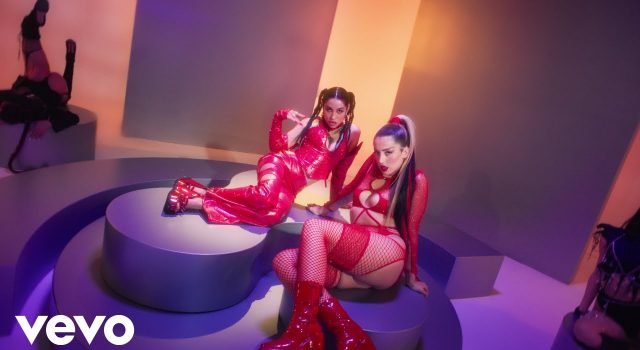 ¡YA SALIÓ “DISCOTEKA”! LO NUEVO DE LOLA ÍNDIGO Y MARÍA BECERRA.