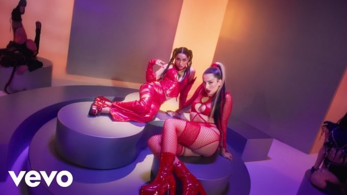 ¡YA SALIÓ “DISCOTEKA”! LO NUEVO DE LOLA ÍNDIGO Y MARÍA BECERRA.