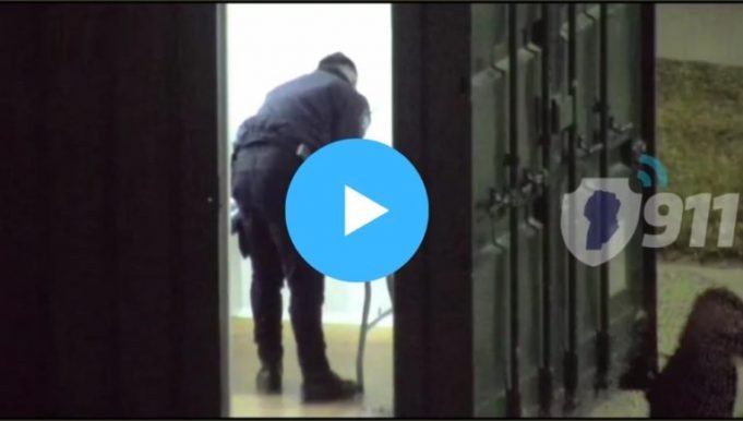 CÓRDOBA: TRES POLICIAS LE SALVARON LA VIDA A UN NENE QUE NO RESPIRABA.