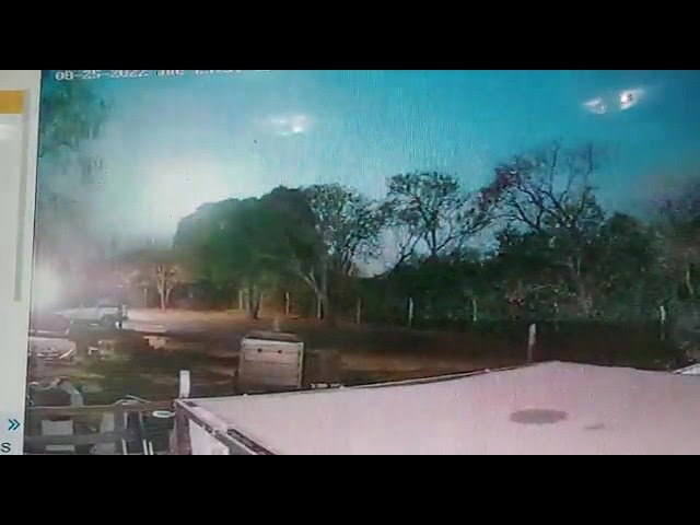 LUCES EN EL CIELO: UN BÓLIDO PASÓ POR CÓRDOBA Y DEJÓ SORPRENDIDO A MÁS DE UNO.