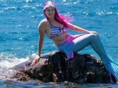 UNA JOVEN ARGENTINA QUIERE SER SIRENA PROFESIONAL PERO DICE QUE RECIBE MUCHAS CRÍTICAS DE LA GENTE.