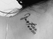 PASA EN REDES: UNA JOVENCITA CORDOBESA SE TATUÓ LA FECHA DEL SHOW DE JUSTIN BIEBER QUE FUE CANCELADO RECIENTEMENTE.