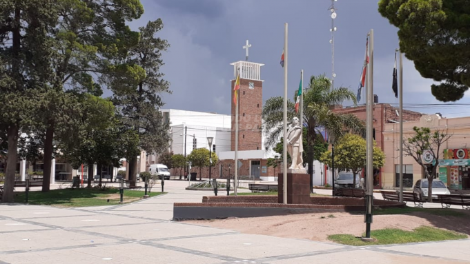 CLIMA PARA DEÁN FUNES: ¡PREPARÁ EL PARAGUAS, PILOTO Y LAS BOTAS DE GOMA! SE VIENEN DOS DIAS DE LLUVIA. SEMANA INESTABLE PERO CON FINDE ESPECTACULAR.