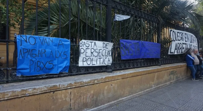TOMA DE COLEGIOS: EL GOBIERNO PORTEÑO DENUNCIÓ A 366 PADRES DE ALUMNOS Y RECLAMAN $50.538.442 PARA EL PAGO DE SUELDOS DOCENTES.