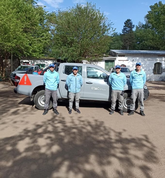 PERSONAL DE ETAC BASE NORTE VIAJÓ A JUJUY PARA AYUDAR A COMBATIR UN GRAN INCENDIO QUE YA ALCANZÓ PARTE DEL PARQUE NACIONAL CALILEGUA.
