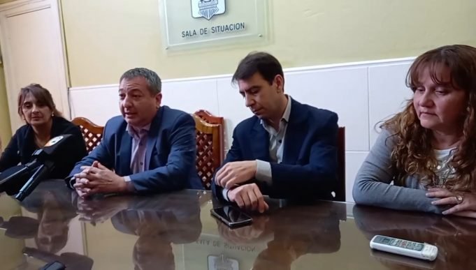 RENUNCIÓ JORGE ARCE: ANDREA NIEVAS ES LA NUEVA SECRETARIA DE GOBIERNO. ANDREA MANZUR ESTARÁ FRENTE A DESARROLLO PRODUCTIVO.