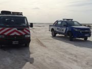 NUEVAMENTE PERSONAL POLICIAL ASISTIÓ A UN TURISTA DE 68 AÑOS QUE SE EMPANTANÓ EN LAS SALINAS.