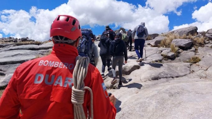CERRO CHAMPAQUÍ: REALIZARON UN NUEVO RESCATE. YA SON TRES EN LA MISMA SEMANA.