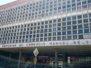 ALUMNOS TOMARON EL COLEGIO MANUEL BELGRANO EN RECLAMO A LA DESIGNACIÓN DEL NUEVO DIRECTOR.