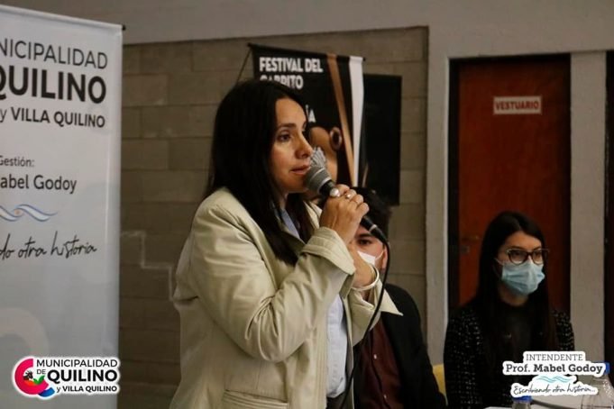 MABEL GODOY DISERTÓ EN EL V CONGRESO MUNICIPAL DE EDUCACIÓN EN CÓRDOBA CAPITAL.