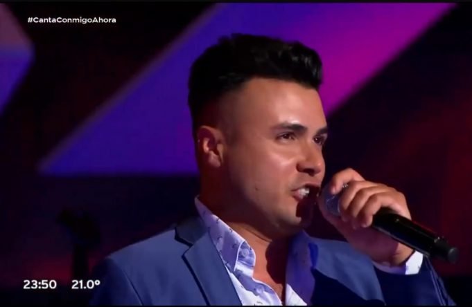 CANTA CONMIGO AHORA: JULIÁN BURGOS LOGRÓ 98 PUNTOS DEL JURADO EN EL PROGRAMA DE TINELLI. ¡MIRÁ!