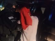 CÓRDOBA: INTENTÓ METERSE EN LA CASA DE UN VECINO PARA NO SER APREHENDIDO POR LA FPA. DOS DETENIDOS Y MÁS DE 1500 DOSIS DE DROGAS SECUESTRADAS