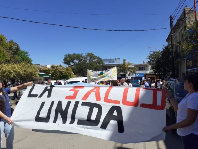 A UN MES DEL CONFLICTO EL PERSONAL DE SALUD DECIDE HOY SI ACEPTA O NO LA NUEVA PROPUESTA DEL GOBIERNO PROVINCIAL.